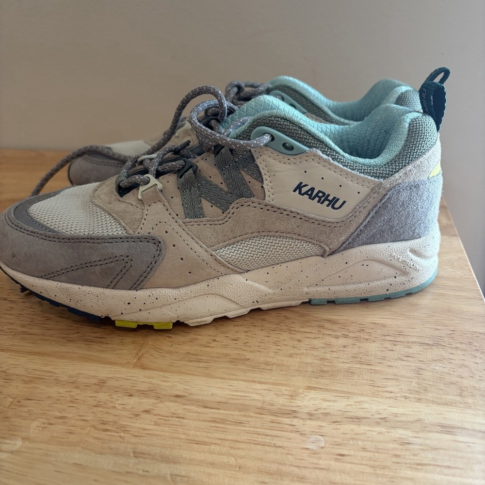 Karhu Fusion 2.0 Trainers Ultimate Gray And‎ Iceberg Green Size 6 Tennis Shoes